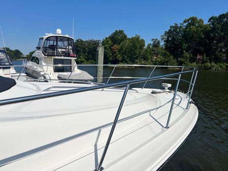 Sea Ray 420 Sedan Bridge image