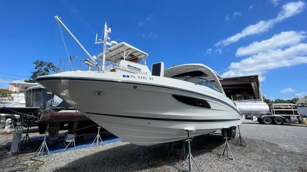 Sea Ray 350 SLX 