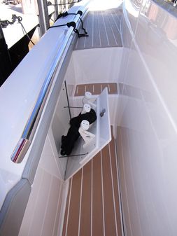 Tiara Yachts LS image