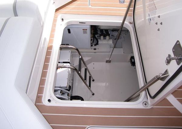 Tiara Yachts LS image