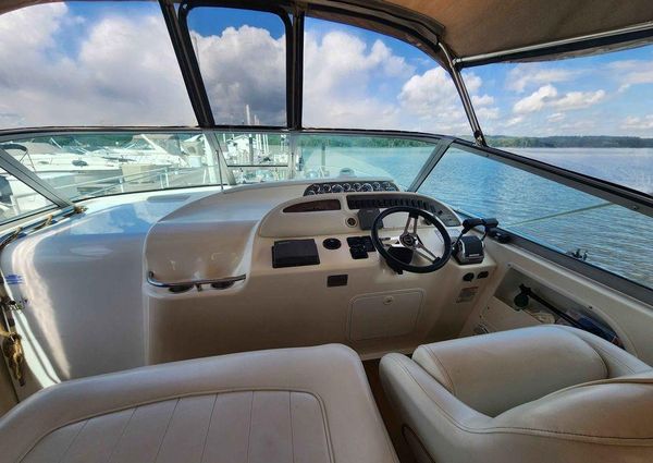 Sea Ray 310 Sundancer image