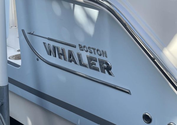 Boston Whaler 280 Outrage image