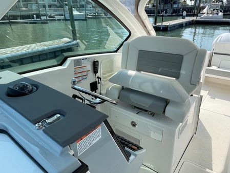 Pursuit DC 326 Dual Console image