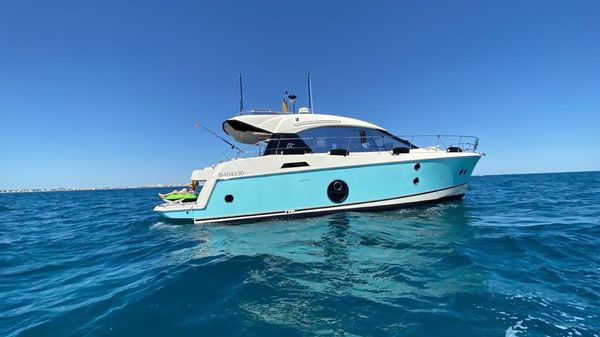 Monte Carlo Yachts MC5