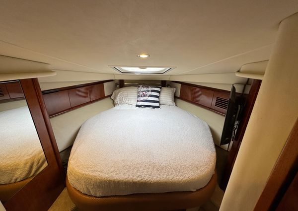 Sea Ray 40 Sundancer image