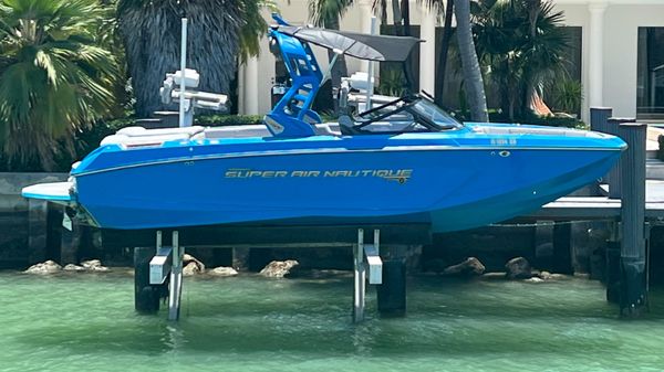 Nautique Super Air Nautique G25 Coastal Edition 