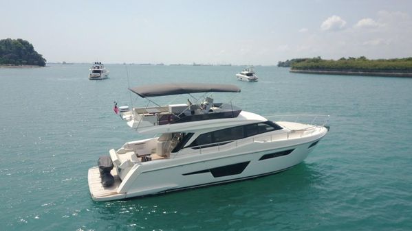 Ferretti Yachts 500 image