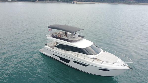 Ferretti Yachts 500 image