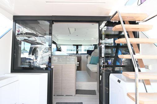 Ferretti Yachts 500 image