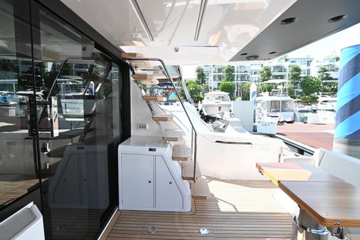 Ferretti Yachts 500 image