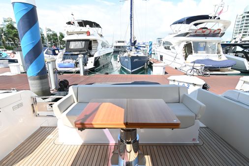 Ferretti Yachts 500 image