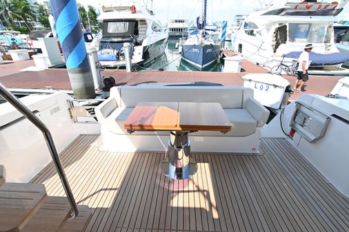 Ferretti Yachts 500 image