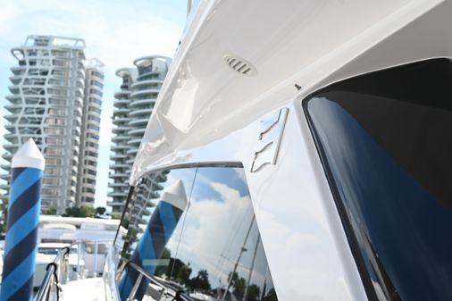 Ferretti Yachts 500 image