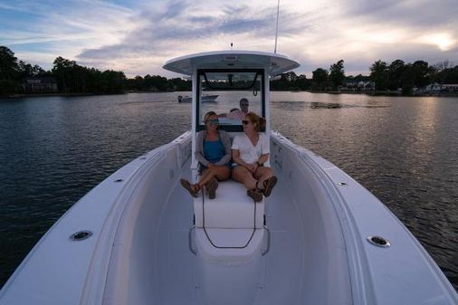 Sea-hunt GAMEFISH-27-WITH-COFFIN-BOX image