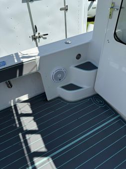 Parker 2820 XLD Sport Cabin image