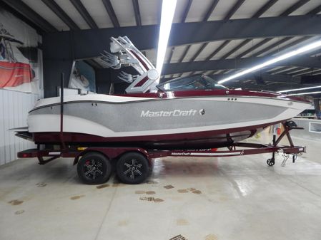 Mastercraft X22 image