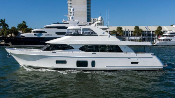 Ocean Alexander 85