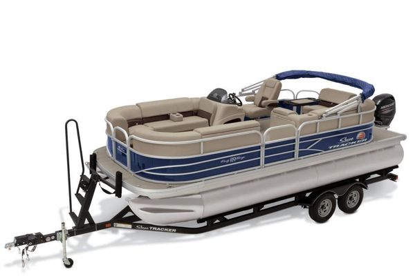 Sun Tracker Party Barge 20 DLX - main image