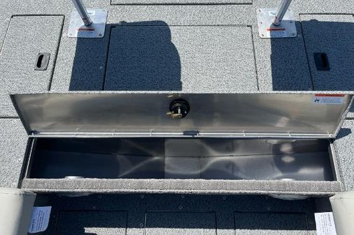 Lowe DECK-SD224 image