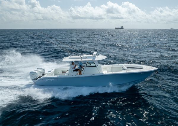 Yellowfin 39 Offshore image