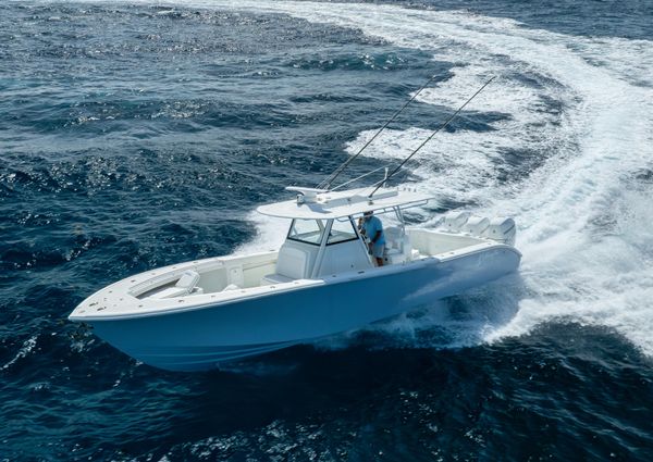 Yellowfin 39 Offshore image