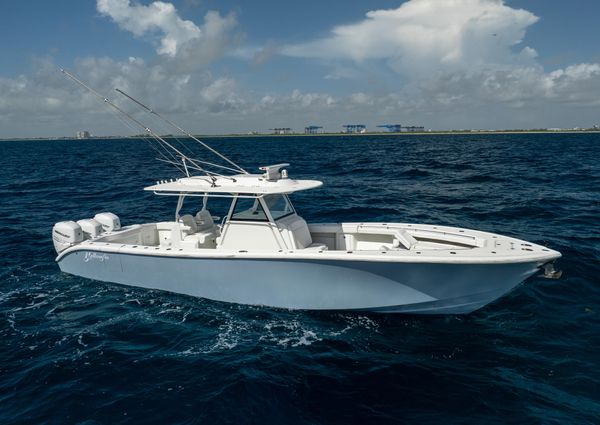 Yellowfin 39 Offshore image