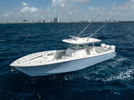 Yellowfin 39 Offshore image