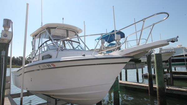 Grady-White 228 Seafarer 