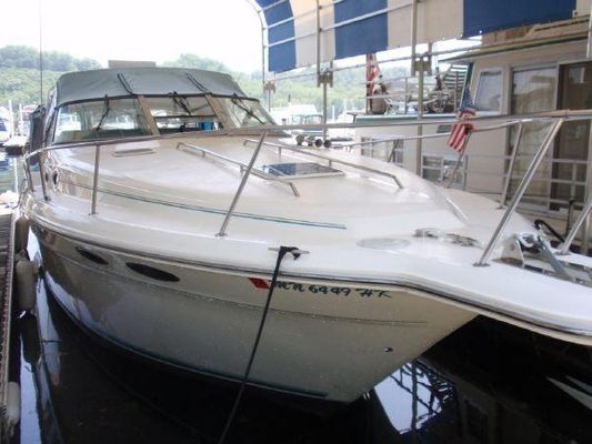 Sea Ray 330 Sundancer - main image