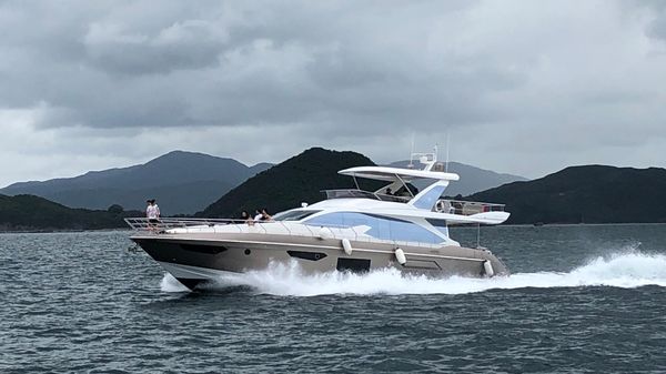 Azimut 72