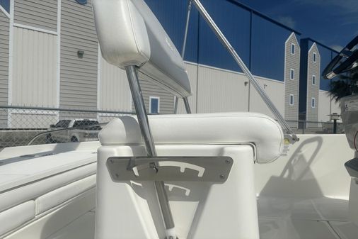 Boston Whaler 210 Dauntless image