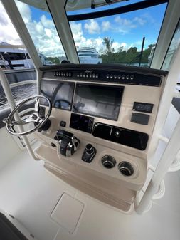 Boston Whaler 330 Outrage image