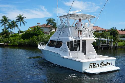 Mirage Yachts 40 Convertible image