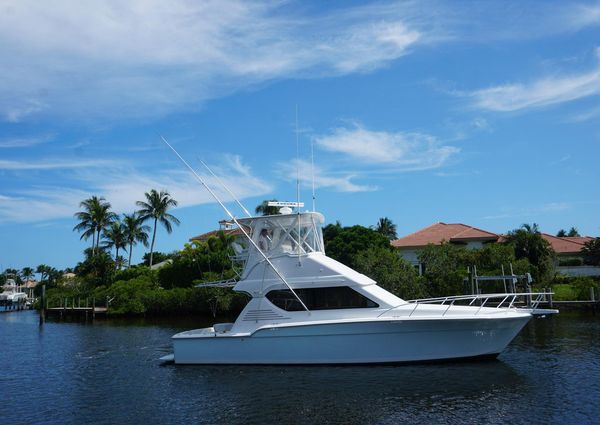 Mirage Yachts 40 Convertible image