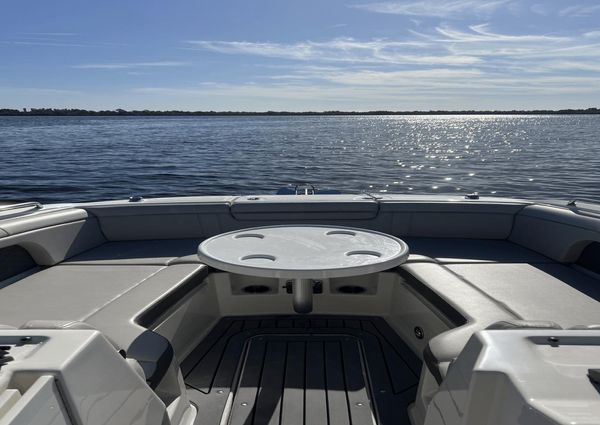 Sea Ray SDX 290 Outboard image