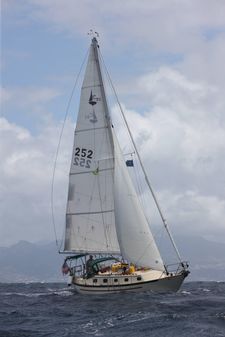 Pacific-seacraft 37-CUTTER image