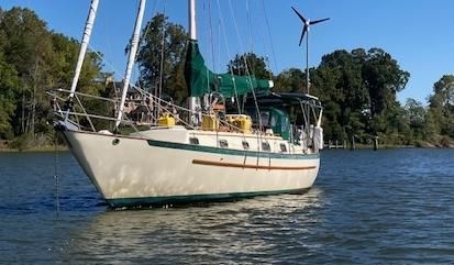 Pacific Seacraft 37 Cutter 