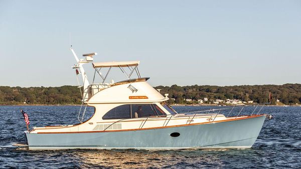 Hinckley Talaria 43 Flybridge 