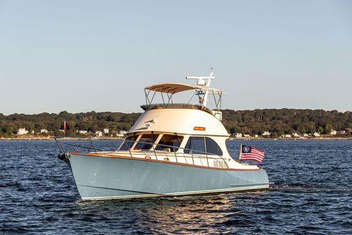 Hinckley Talaria 43 Flybridge image