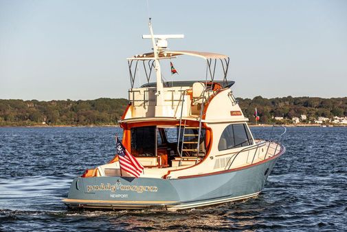 Hinckley Talaria 43 Flybridge image