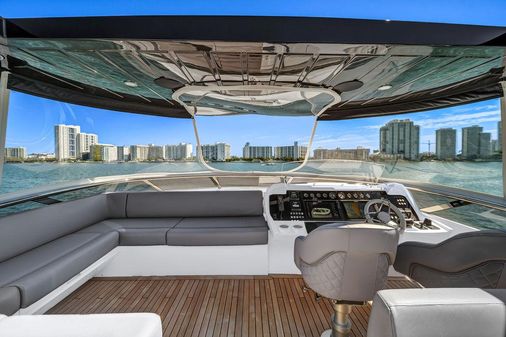 Sunseeker 86 Yacht image