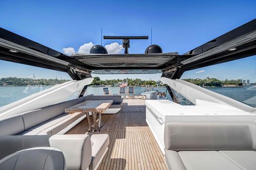 Sunseeker 86 Yacht image