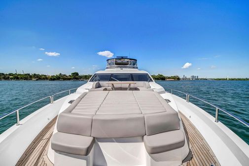 Sunseeker 86 Yacht image