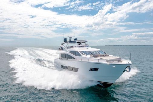 Sunseeker 86 Yacht image