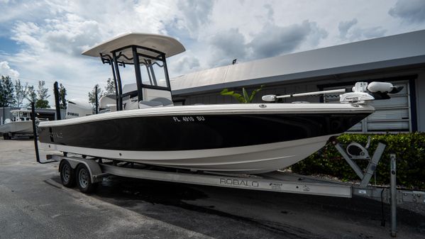 Robalo 246-CAYMAN image