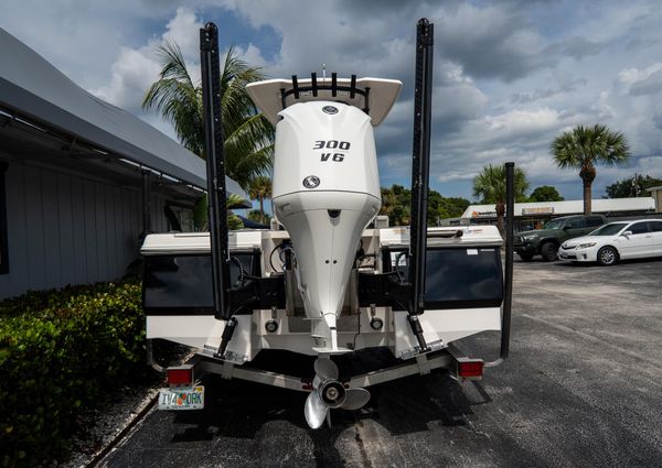 Robalo 246-CAYMAN image