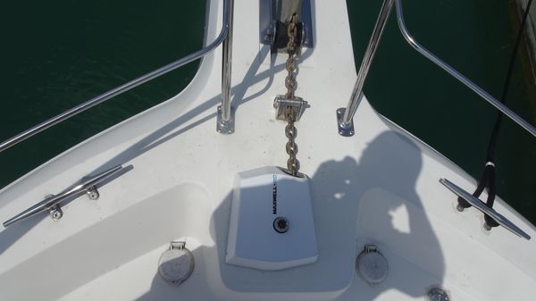 Carver 440 Aft Cabin Motor Yacht image