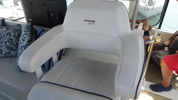 Carver 440 Aft Cabin Motor Yacht image