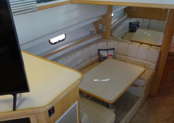 Carver 440 Aft Cabin Motor Yacht image