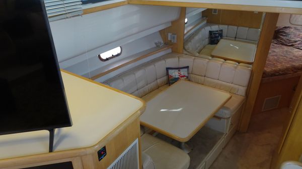 Carver 440 Aft Cabin Motor Yacht image